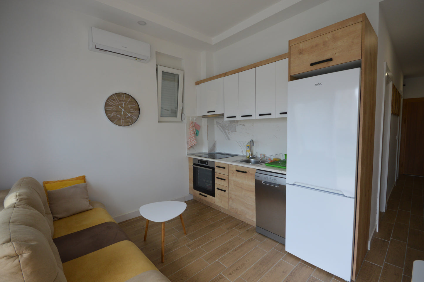 1 Bedroom Apartment In Bijela With Large Terrace And Private Parking