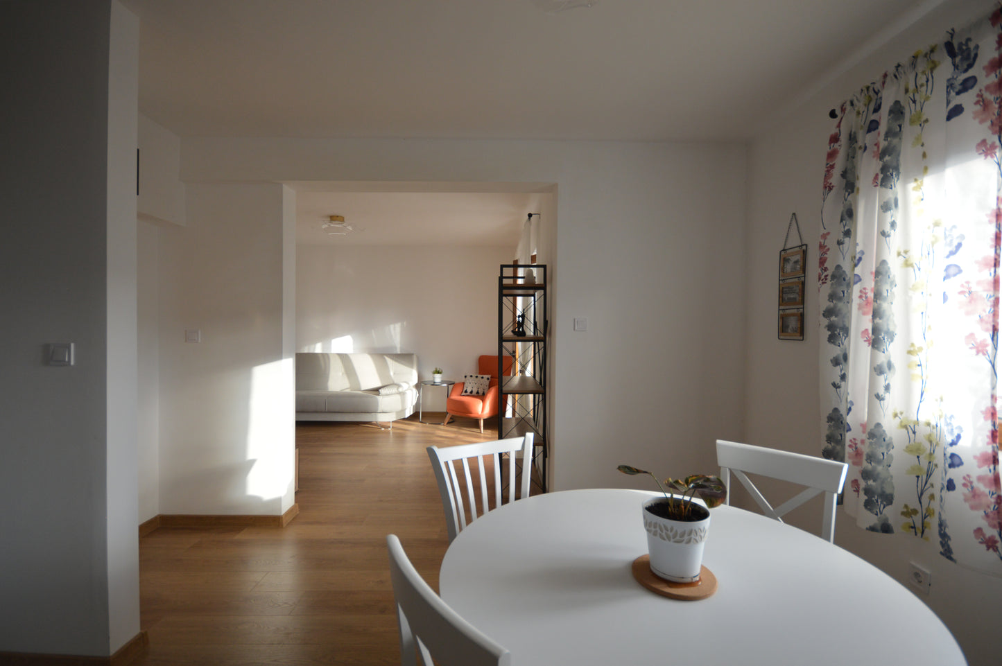 2 Bedroom Apartment With Sea View In Igalo