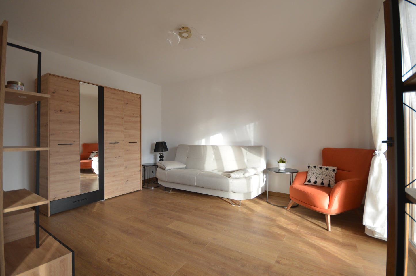 2 Bedroom Apartment With Sea View In Igalo