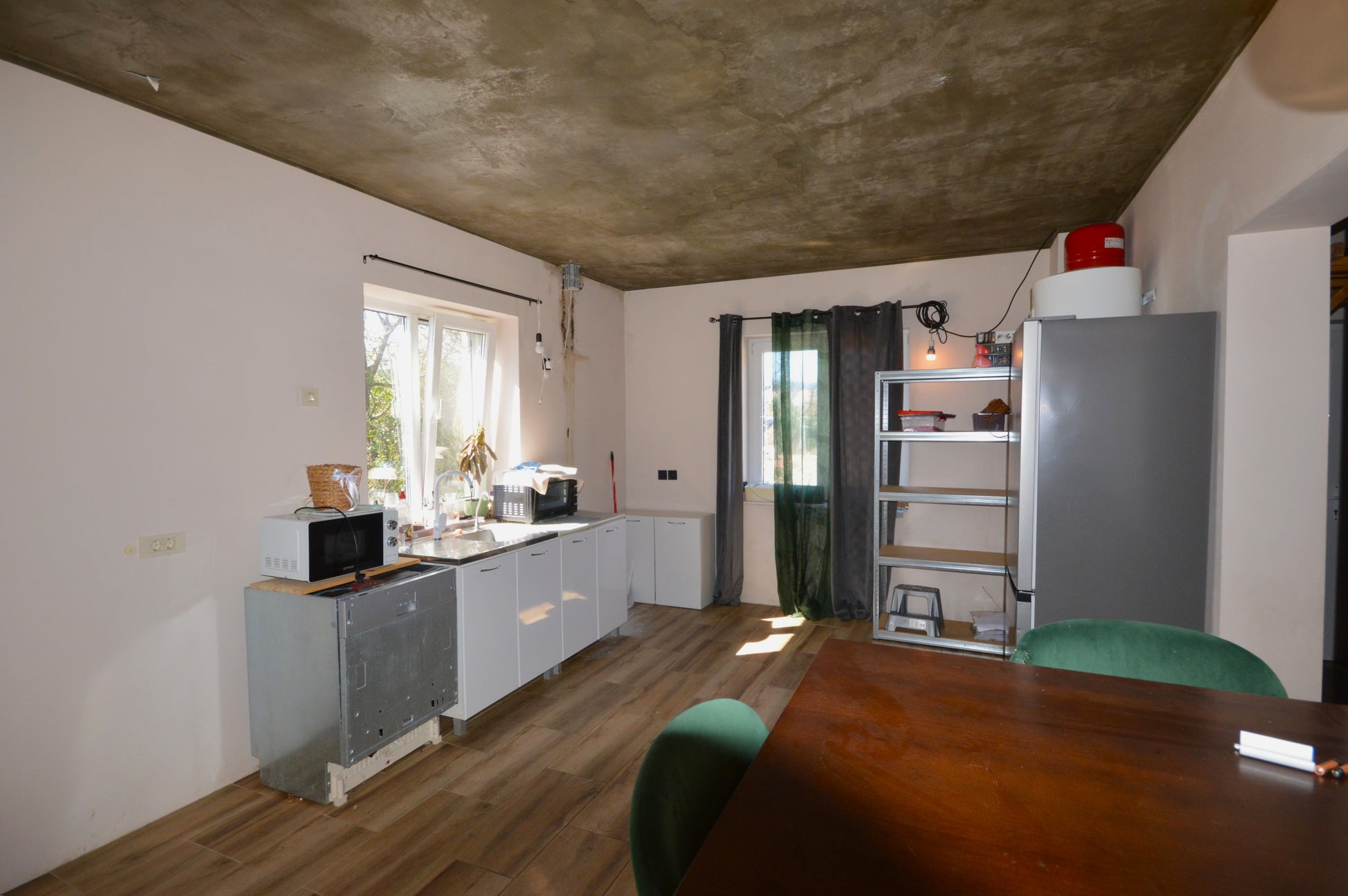 property house and plot of land for sale in podi with sea view