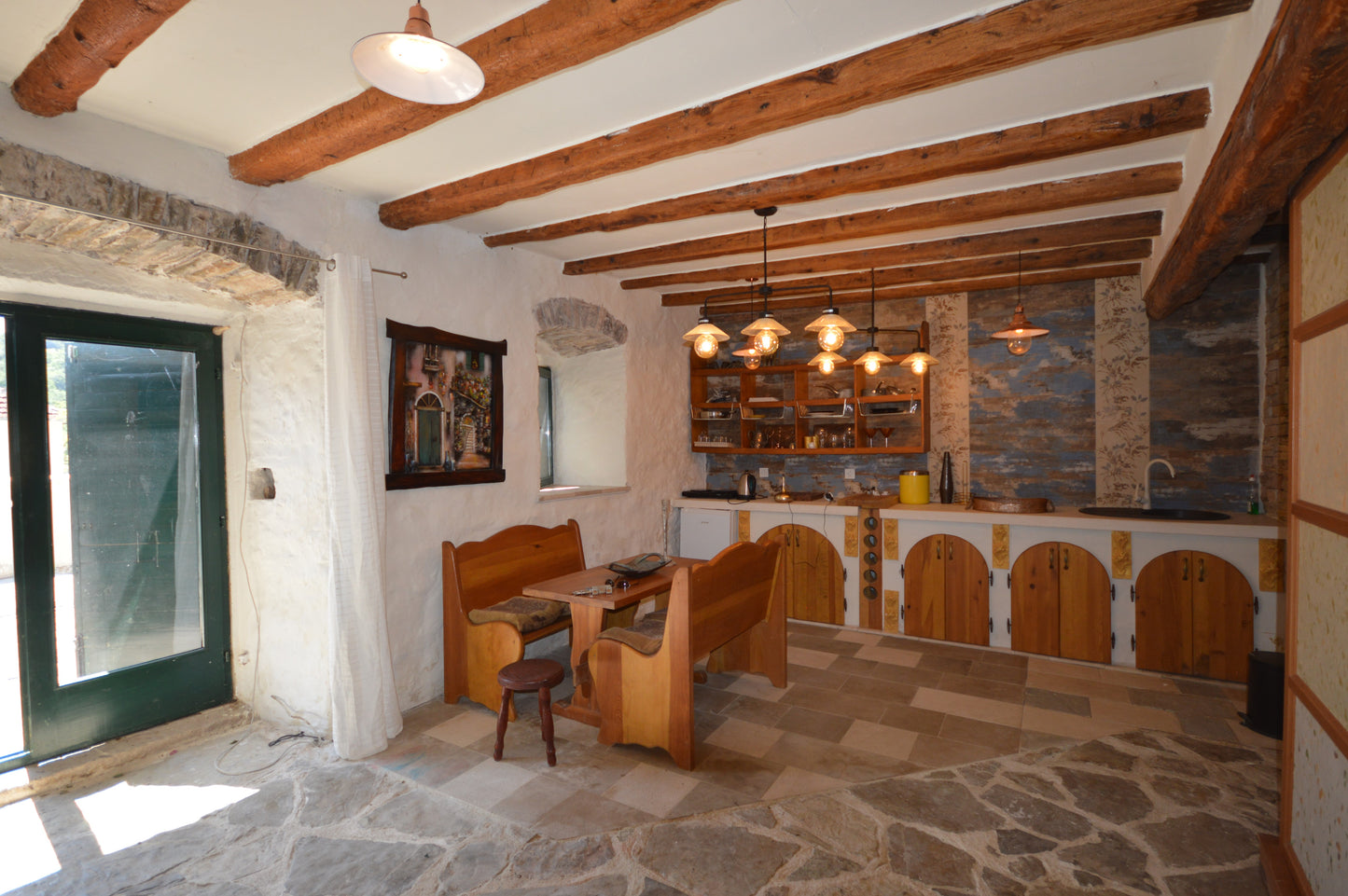 Large House In Kamenari With Studio Apartment, Parking & Garden