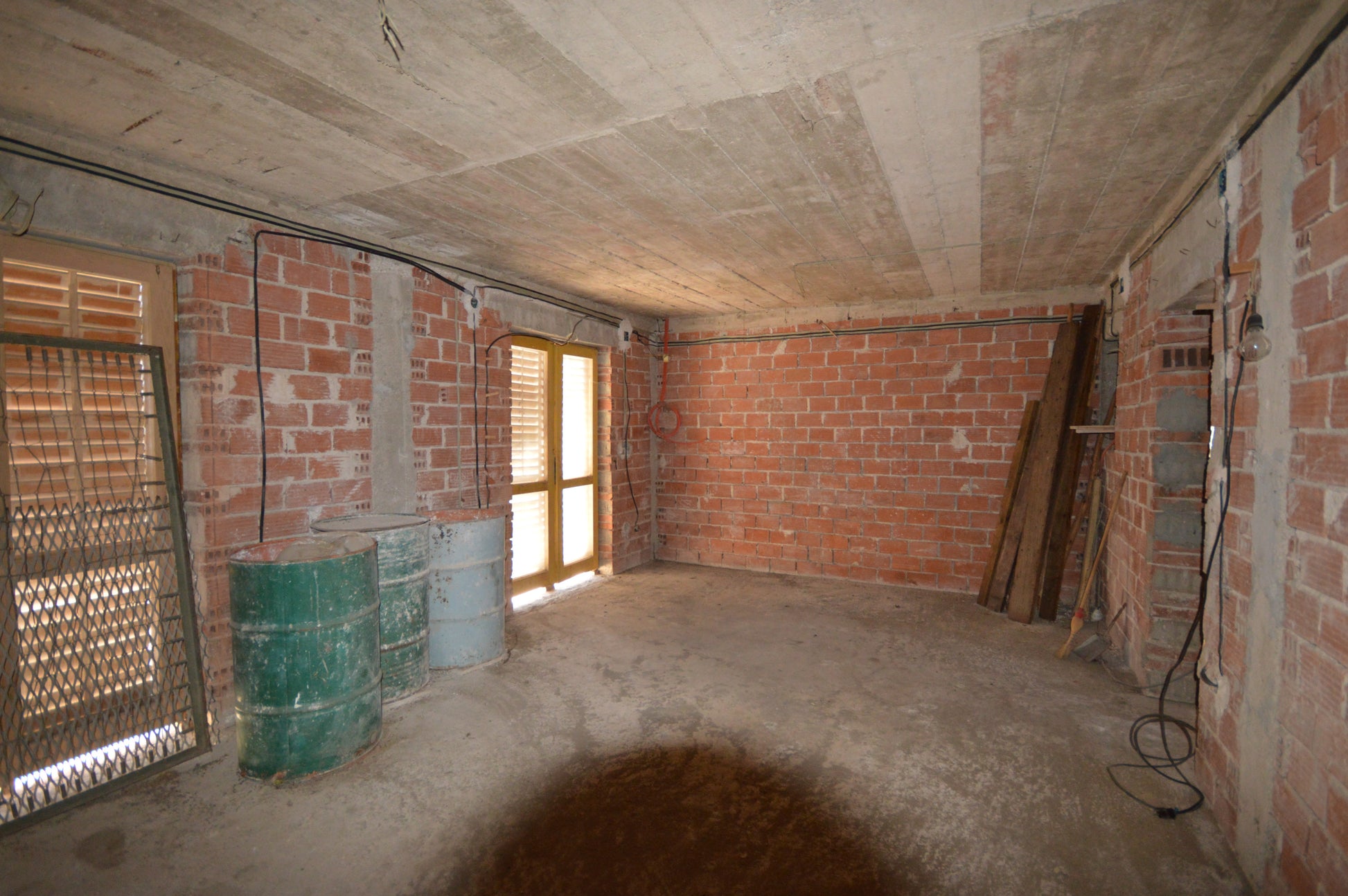 property holiday home for sale in baosici with sea view and parking