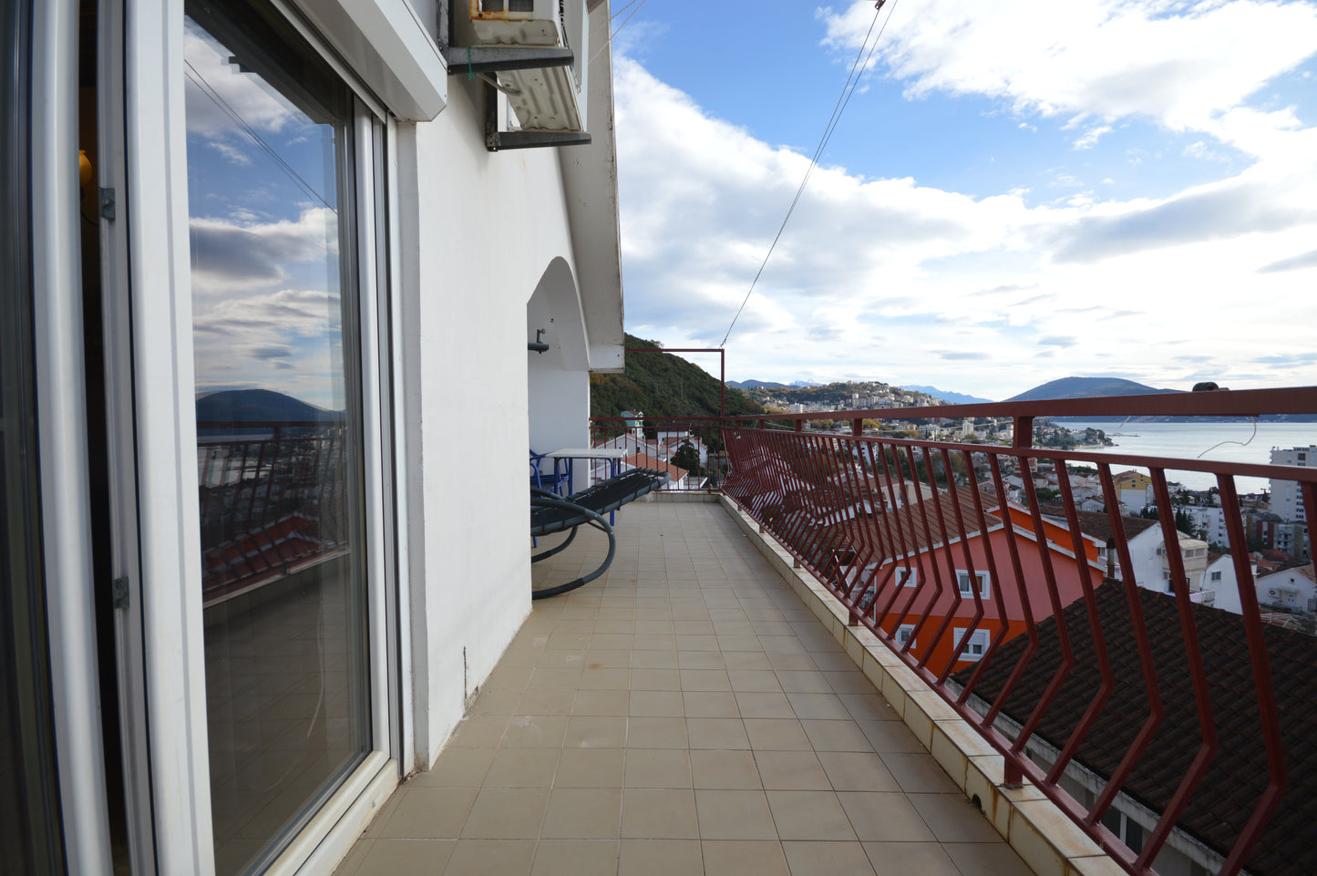 Large 2 Bedroom Apartment With Sea View In Gomila, Herceg Novi