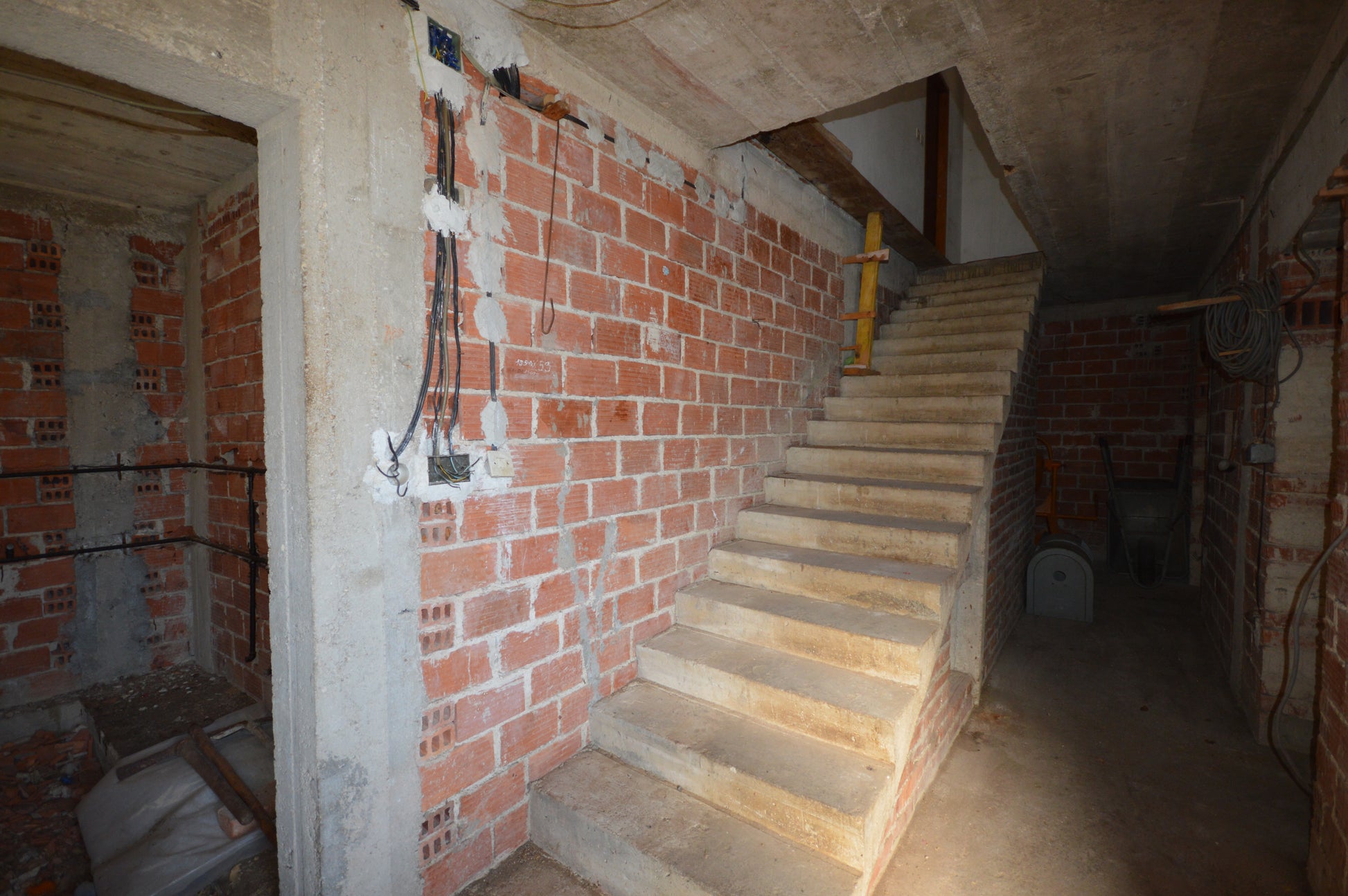 property holiday home for sale in baosici with sea view and parking