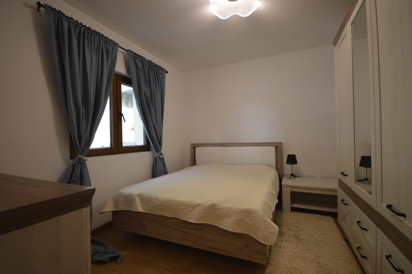 2 Bedroom Apartment With Sea View In Igalo