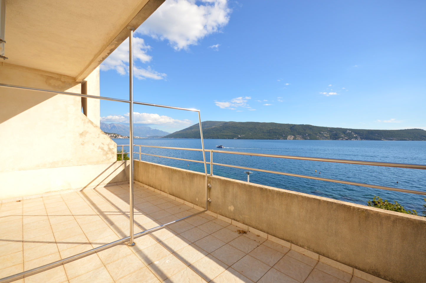 First Line Seafront Apartment Building With Views Across The Bay In Savina