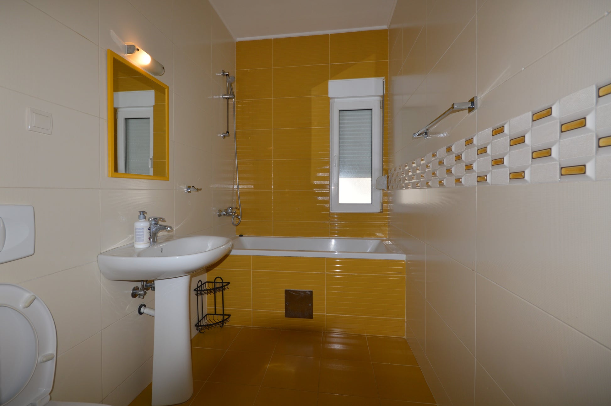 holiday home apartment with pool and sea view in bijela