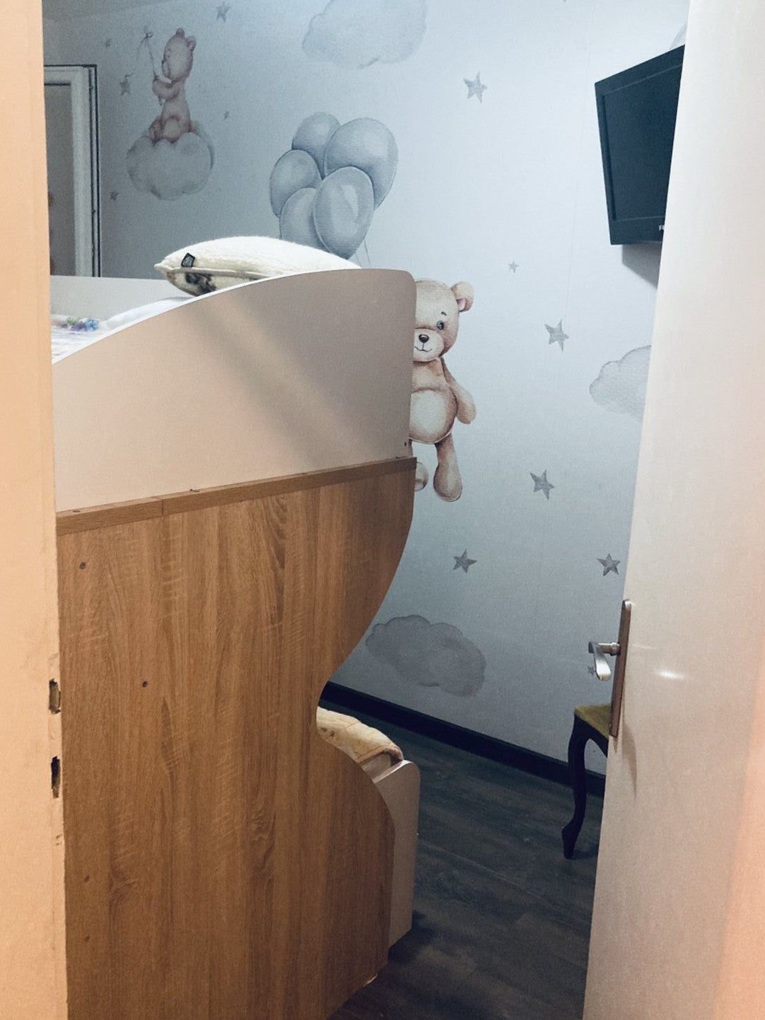 holiday home property Apartment for sale In Igalo Montenegro close to the sea