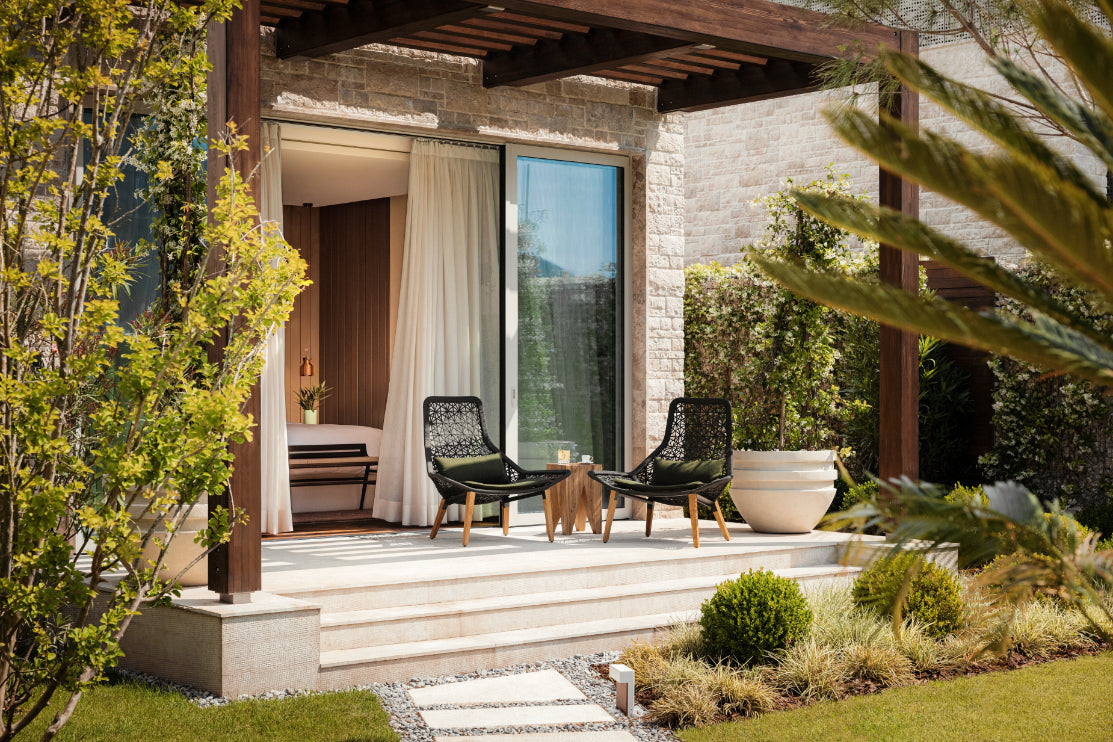 Villa With Private Beach & Jetty In One&Only Resort, Portonovi