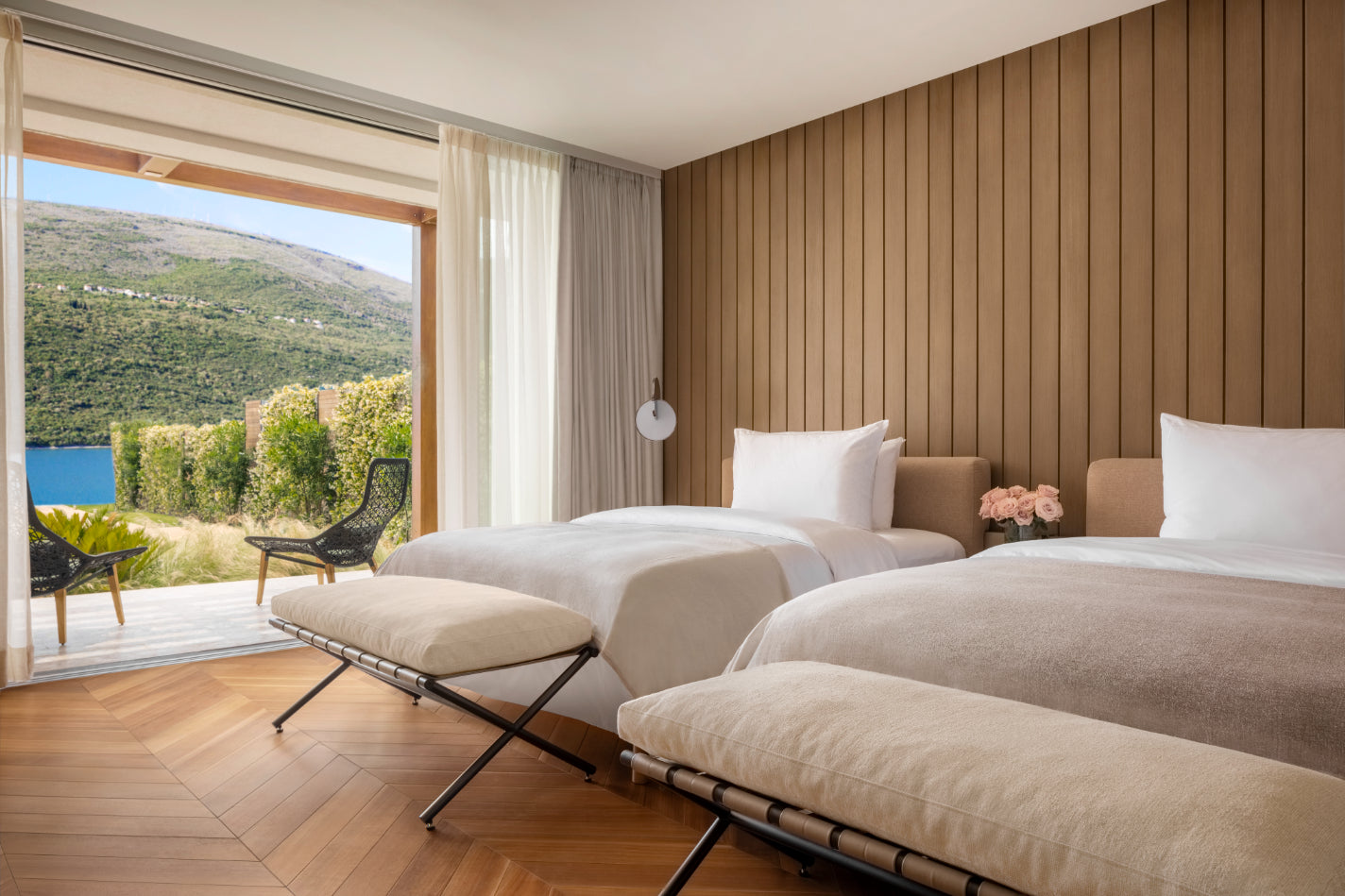Villa With Private Beach & Jetty In One&Only Resort, Portonovi