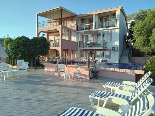 House With Pool And Sea View In Bar