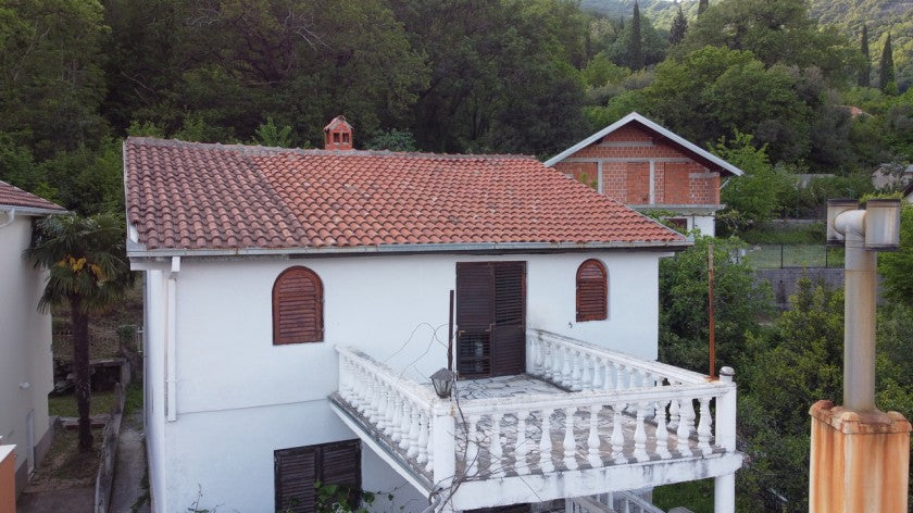 House With Large Terrace And Sea View In Bijela