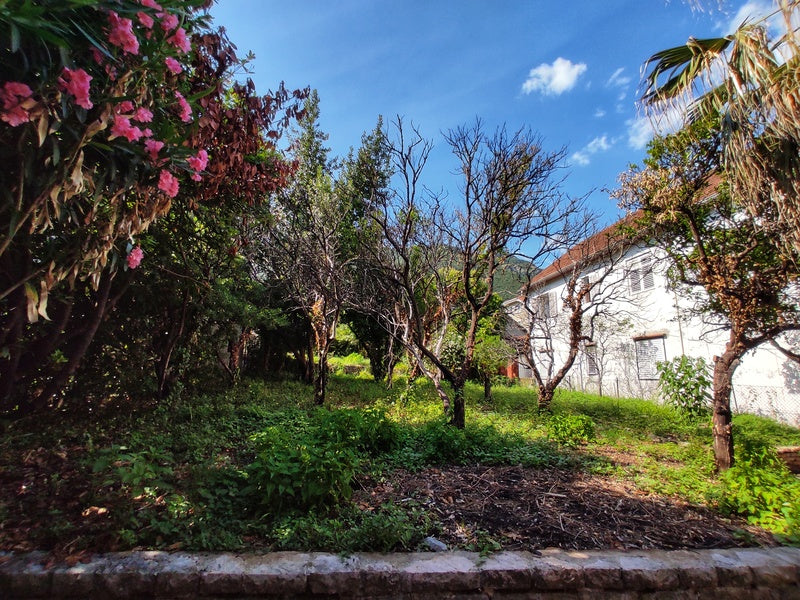 Unique Investment Opportunity - Duplex With Garden A Few Metres From Sea In Djenovici