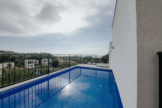 Villa With Rooftop Pool In Bar