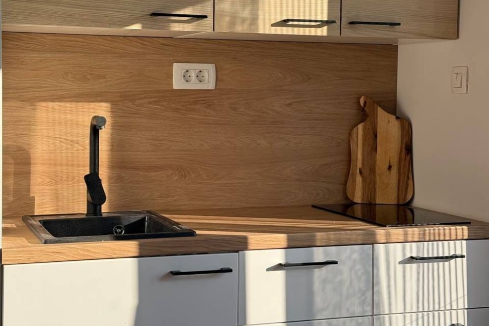 Renovated Studio Apartment in Tivat 5 Minutes from the Sea
