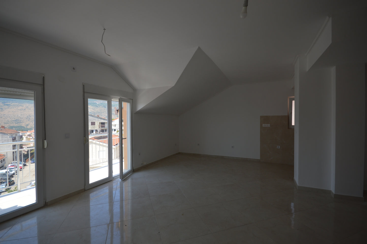 Large, Newly Renovated 2 Bedroom Apartment With Sea View In Gomila, Igalo