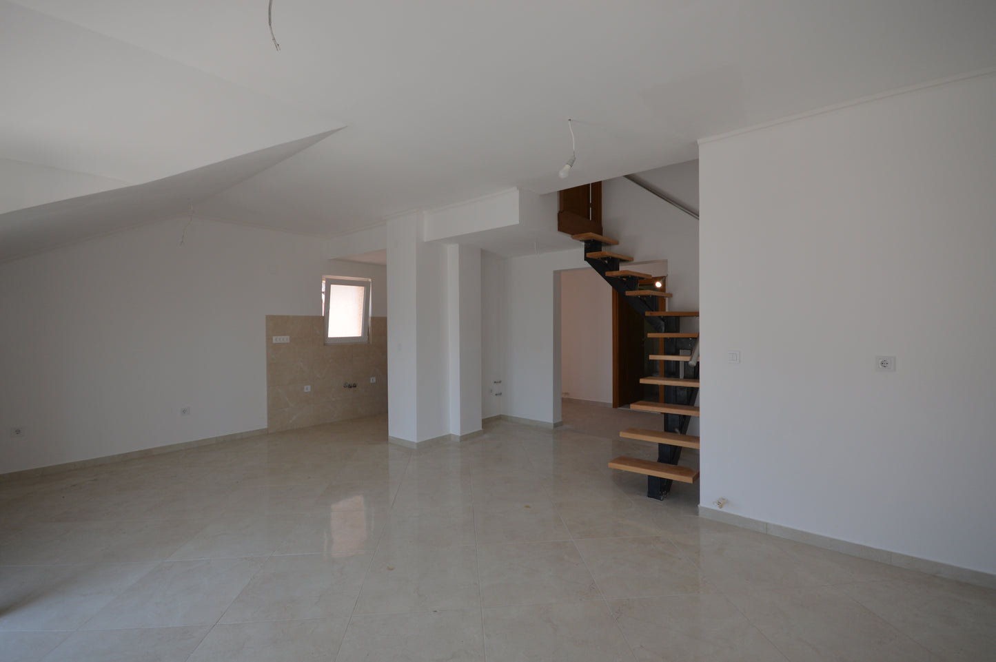 Large, Newly Renovated 2 Bedroom Apartment With Sea View In Gomila, Igalo