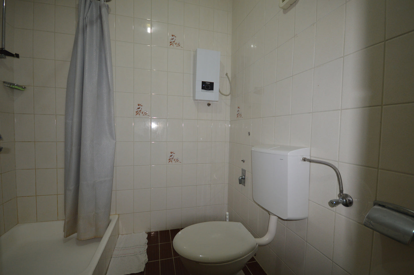 Large House With Studio Apartment & Sea View In Heart Of Igalo