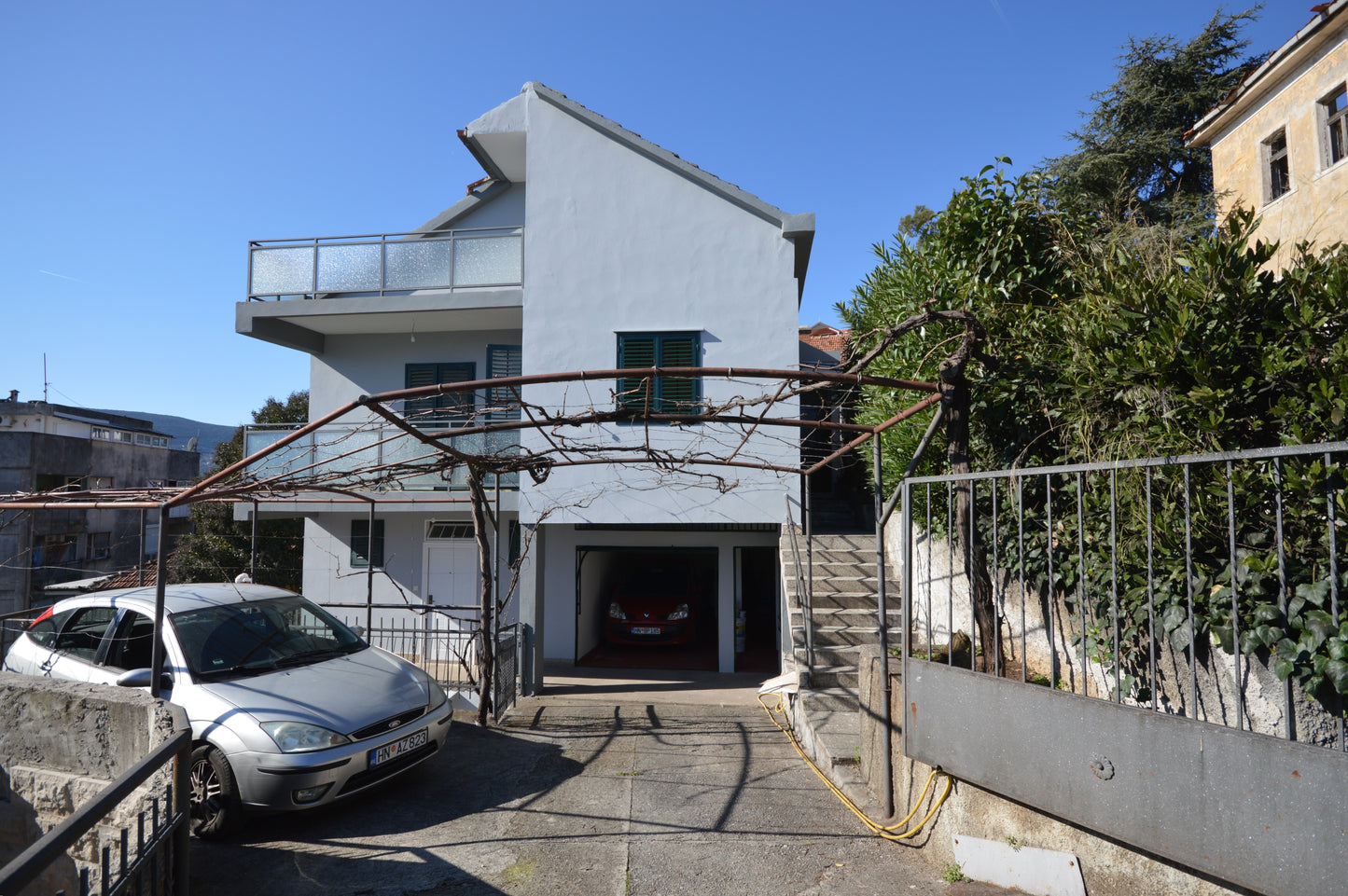 4 Bedroom House With Sea Views And Garage In Herceg Novi