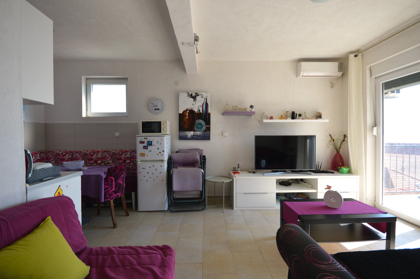 1 Bedroom Apartment In Djenovici Overlooking The Bay