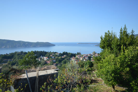 2 Bedroom House With Sea View And Garden In Herceg Novi