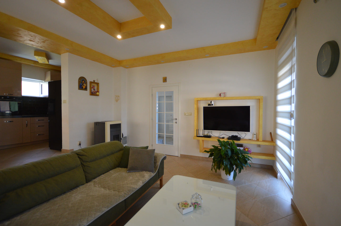 Modern, New 4 Bedroom House In Podi With Large Plot And Parking