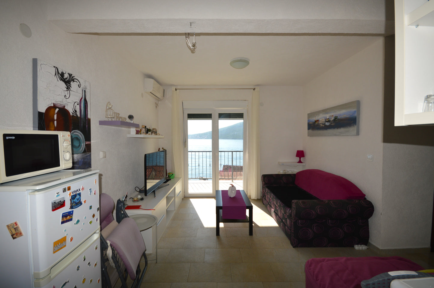 1 Bedroom Apartment In Djenovici Overlooking The Bay
