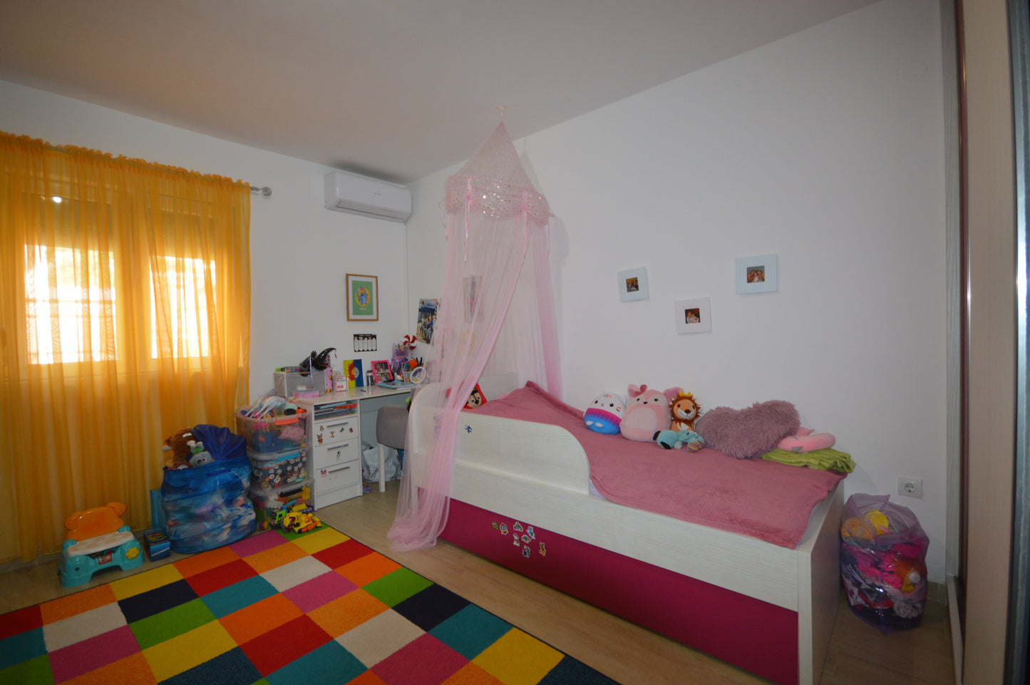 Spacious 2 Bedroom Apartment Close To The Sea In Djenovici