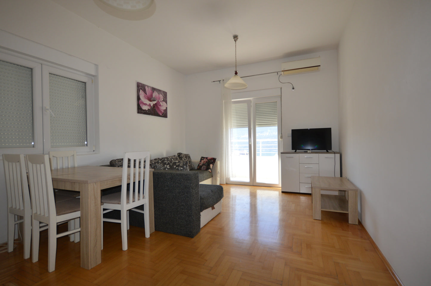 2 Bedroom Apartment in Topla With Shared Pool, Lift & Playground
