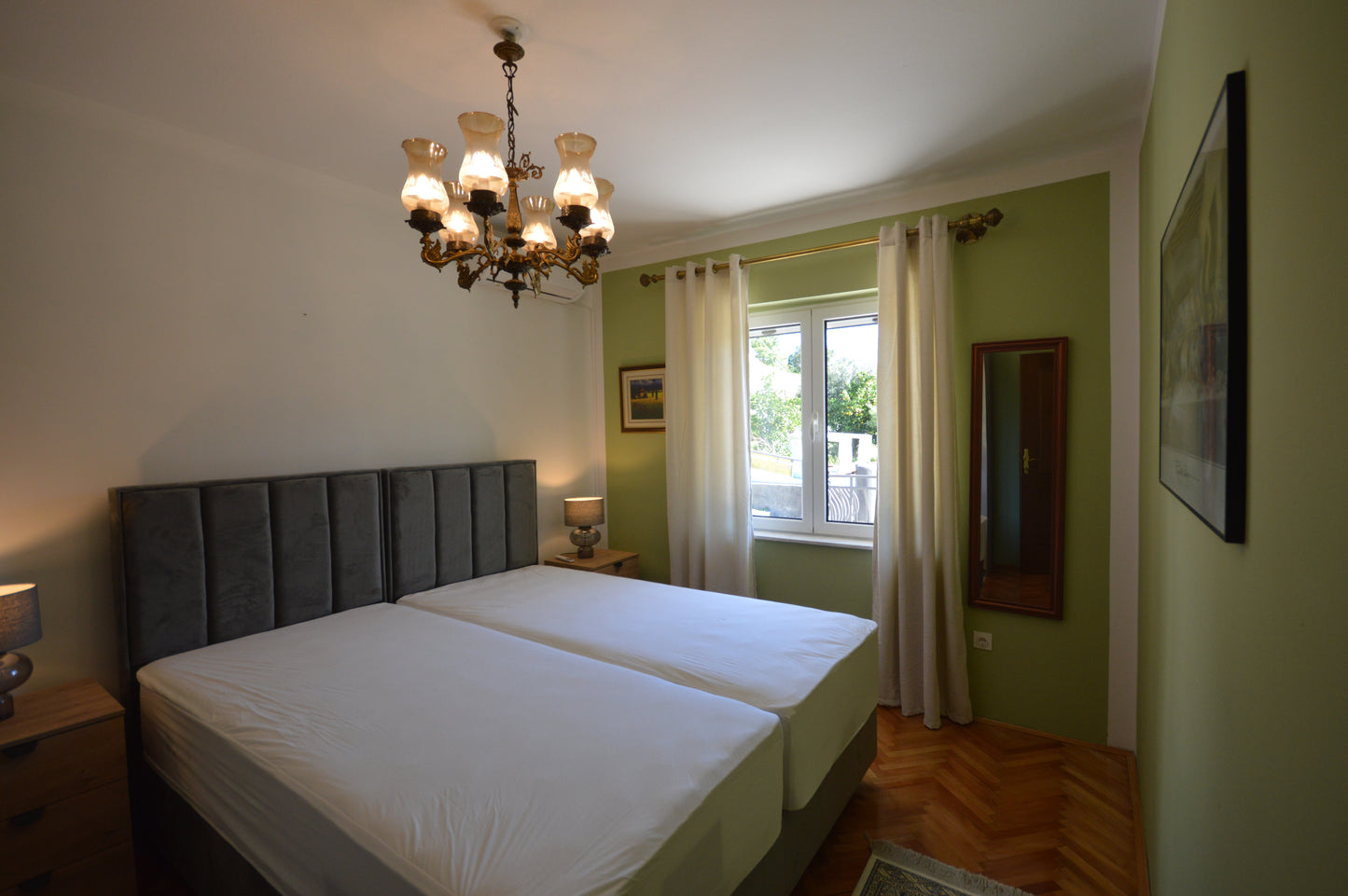 Large House In Kumbor Consisting Of 3 Separate Apartments