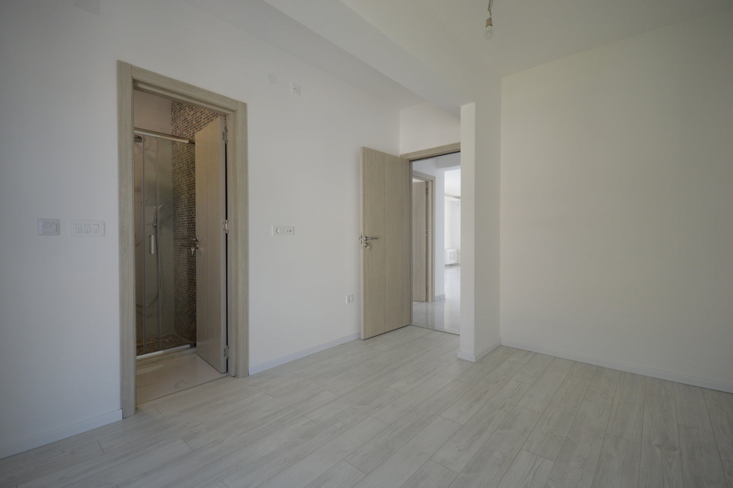 Large 2 Bedroom Apartment With 2 Parking Spaces In Djenovici