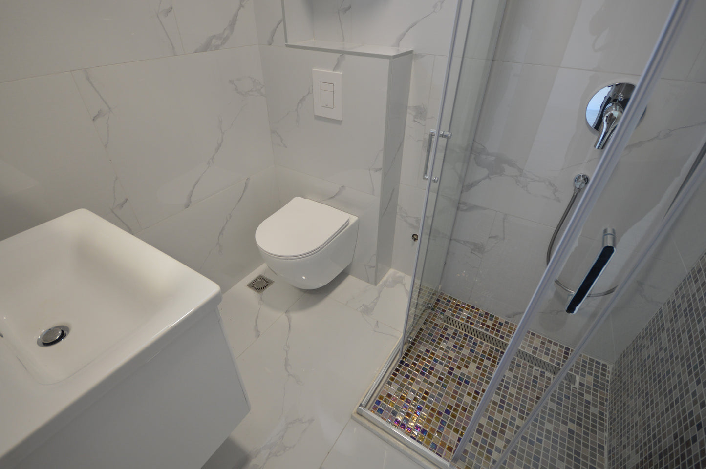 Large 2 Bedroom Apartment With 2 Parking Spaces In Djenovici