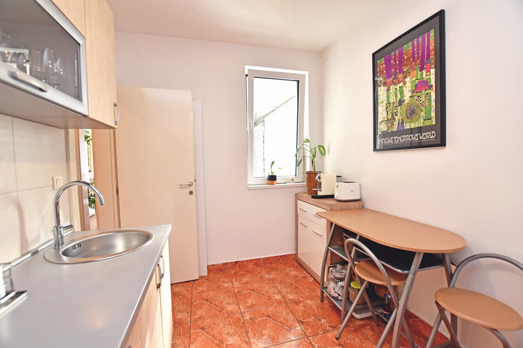 Charming Sea-View Apartment with Large Terrace In Herceg Novi