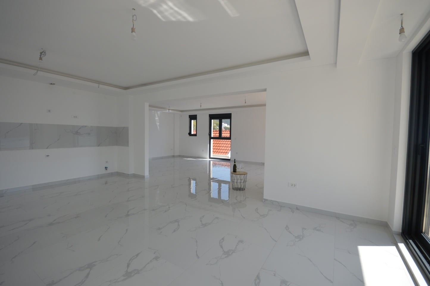 Large 2 Bedroom Apartment With 2 Parking Spaces In Djenovici