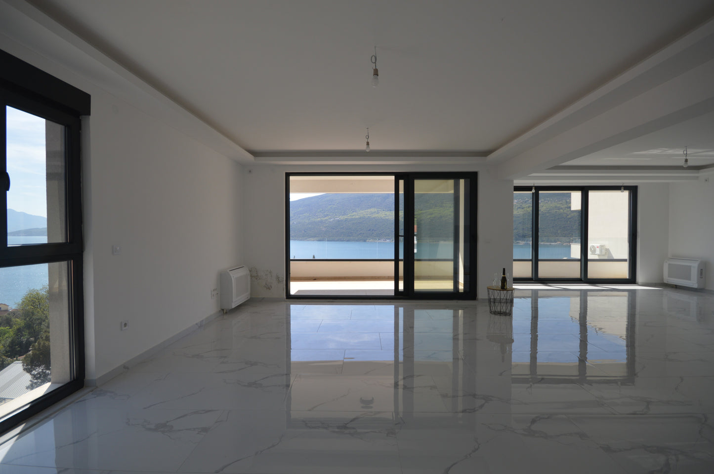 Large 2 Bedroom Apartment With 2 Parking Spaces In Djenovici