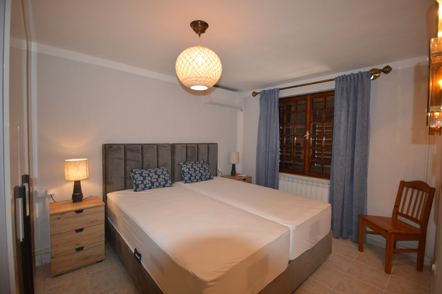 Large House In Kumbor Consisting Of 3 Separate Apartments