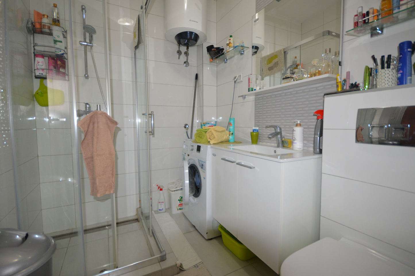 Front Line Apartment With Parking & Sea View In Meljine