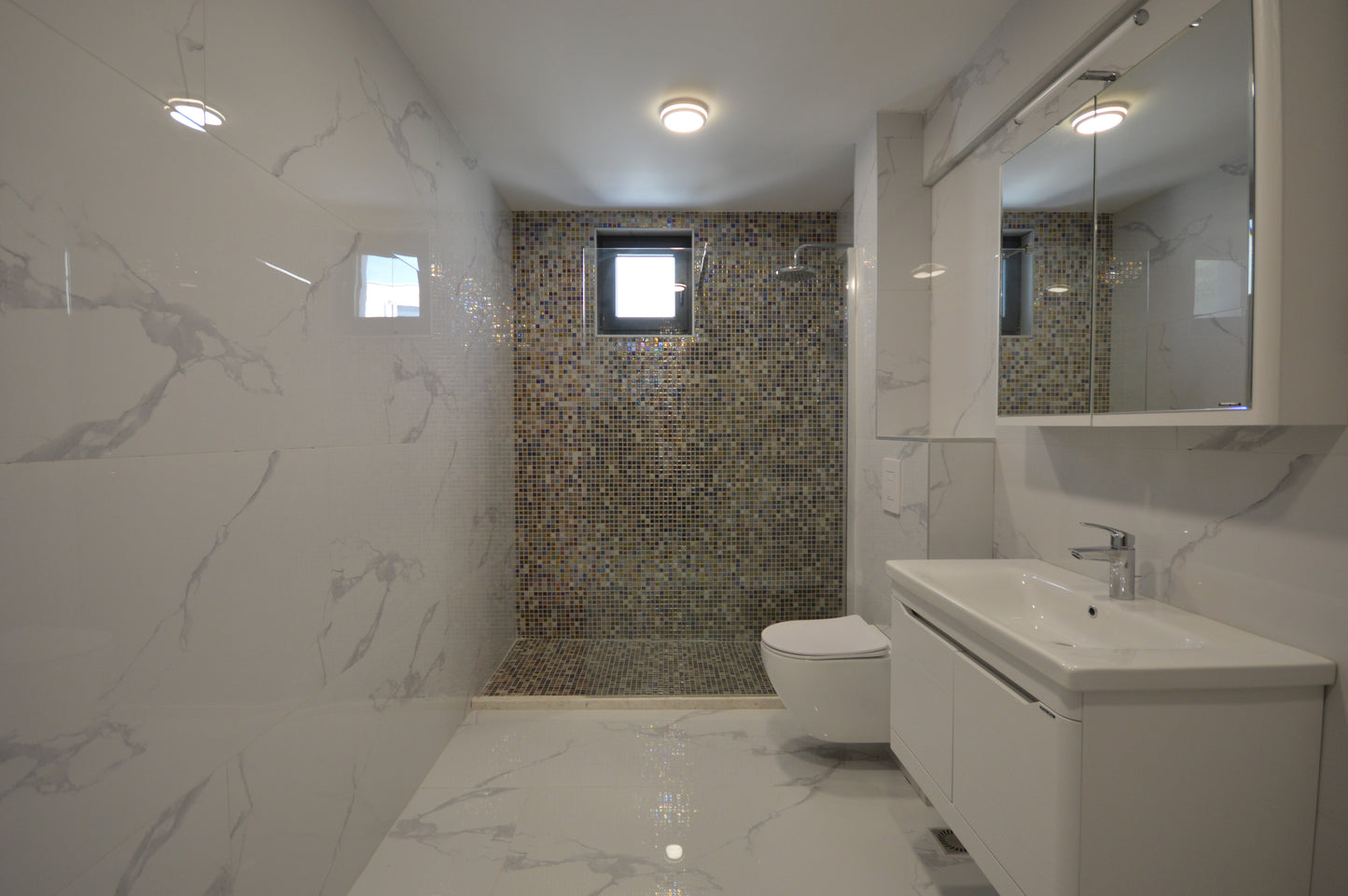 Large 2 Bedroom Apartment With 2 Parking Spaces In Djenovici