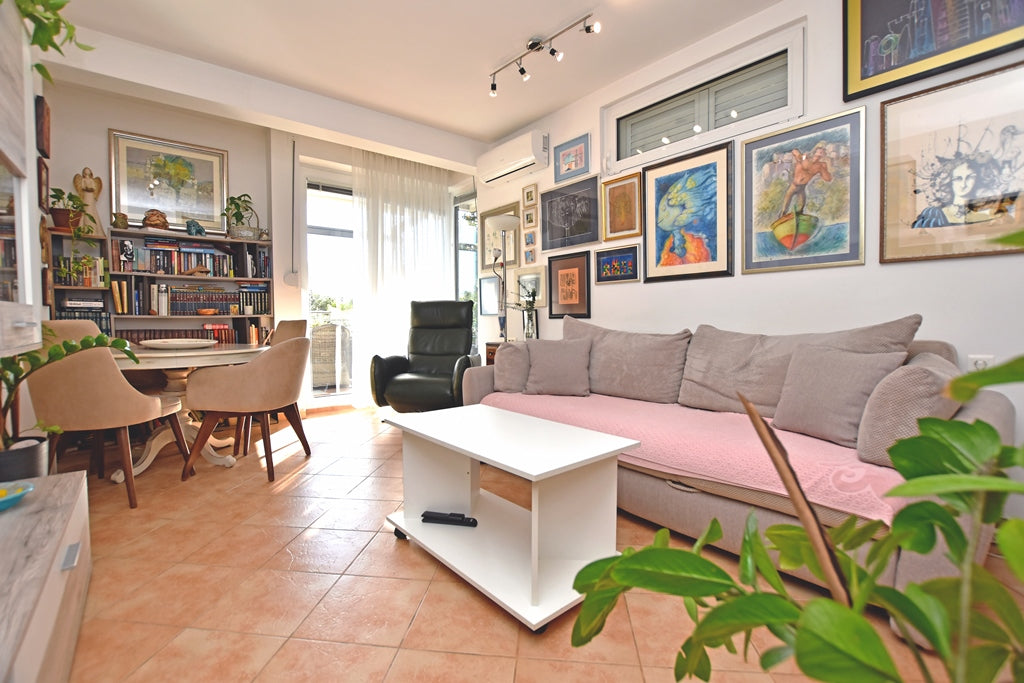 Charming Sea-View Apartment with Large Terrace In Herceg Novi