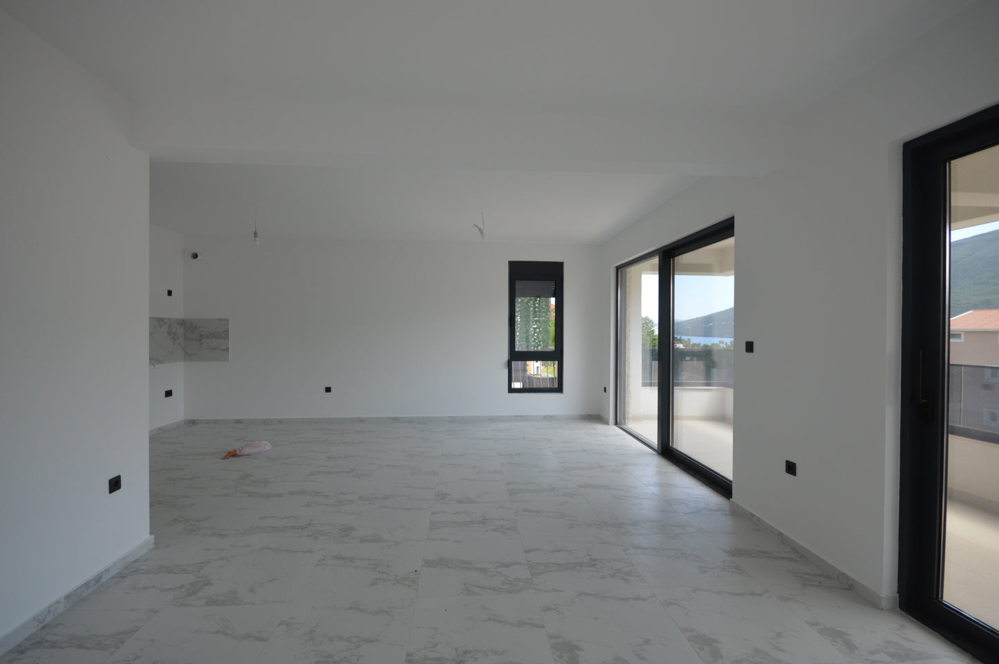 Spacious Ground Floor Apartment In New Building With Sea View In Kumbor