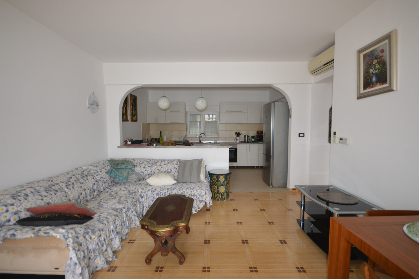 Spacious 2 Bedroom Apartment in Zelenika With Sea View