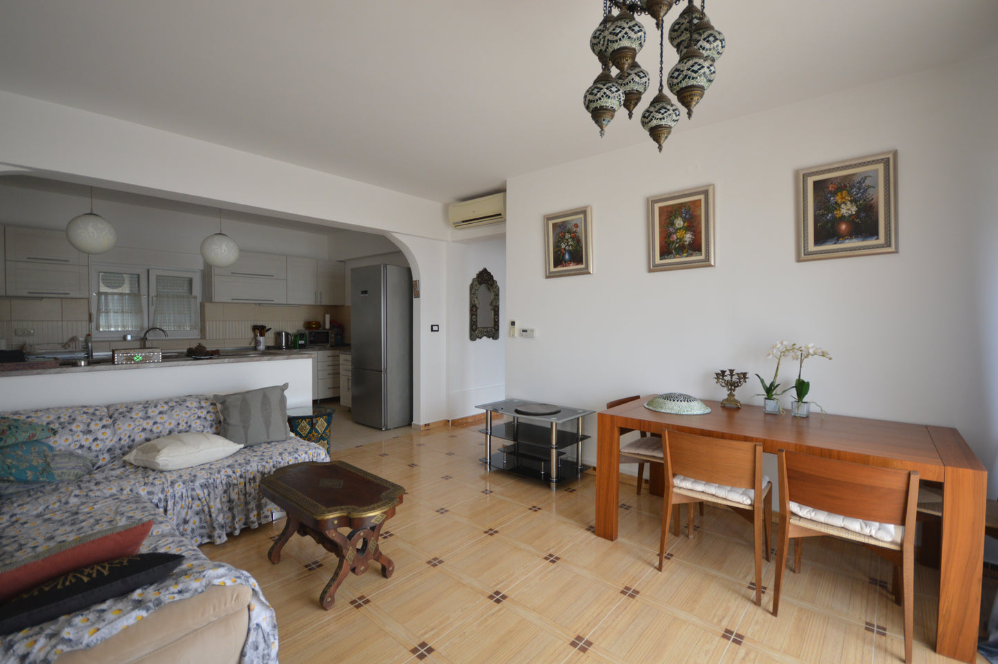 Spacious 2 Bedroom Apartment in Zelenika With Sea View