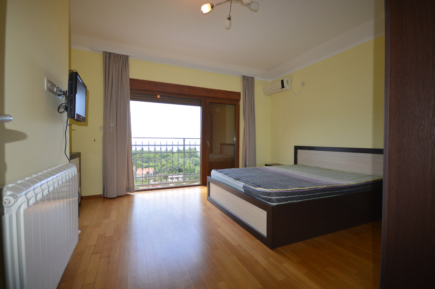 5 Bedroom Duplex Family Home with Sea View In Zelenika