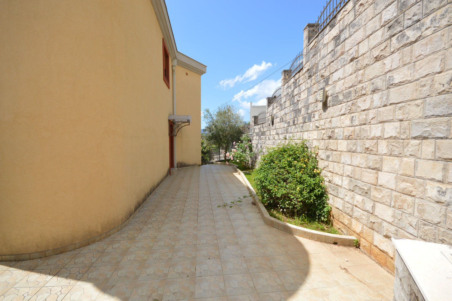 5 Bedroom Duplex Family Home with Sea View In Zelenika