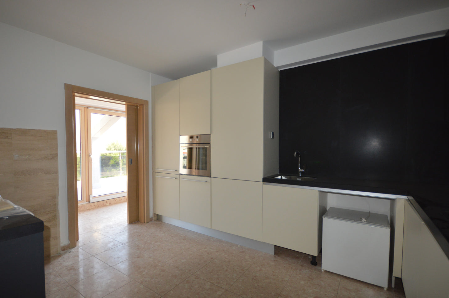 Modern 3 Bedroom Apartment in the Center of Igalo 50m from the Sea