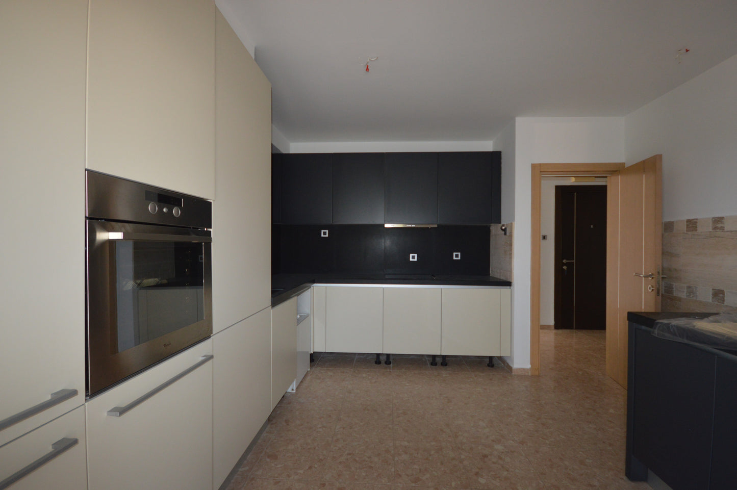 Modern 3 Bedroom Apartment in the Center of Igalo 50m from the Sea