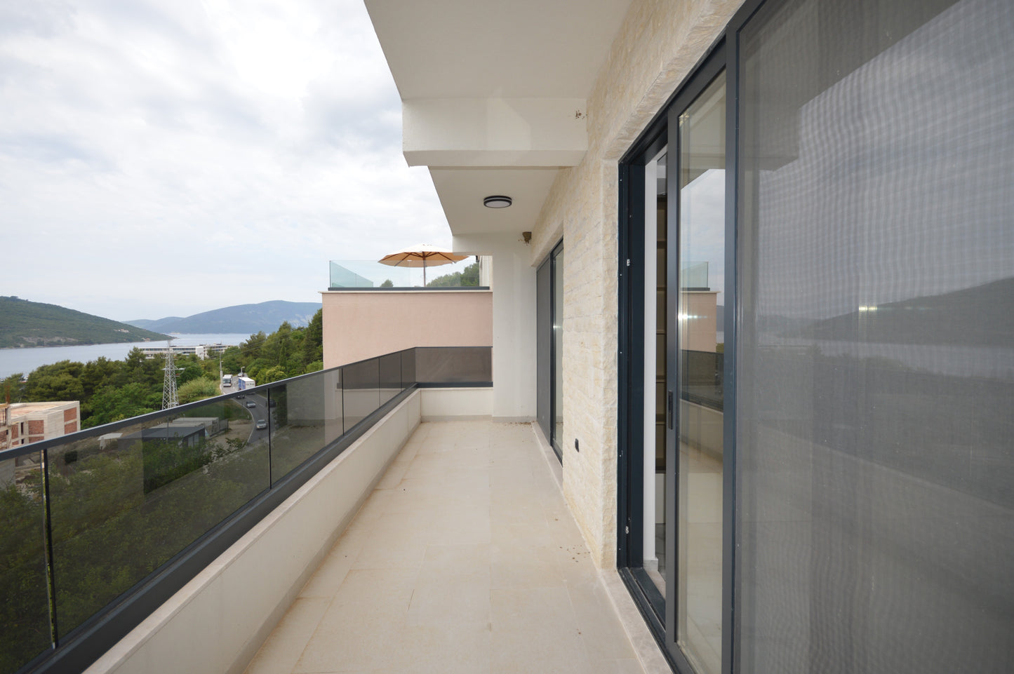 New 2 Bedroom Apartment In Kumbor 400m From The Sea With Parking