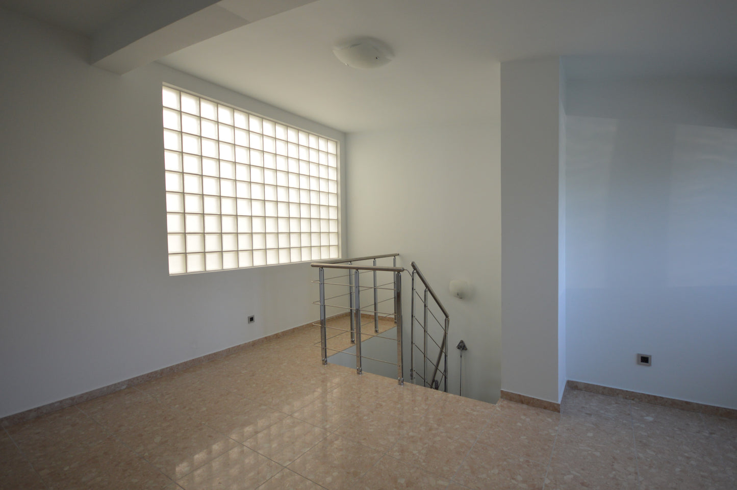 Modern 3 Bedroom Apartment in the Center of Igalo 50m from the Sea