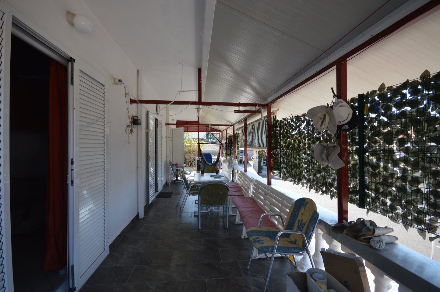 Spacious Apartment in Đenovići Just 500m From The Sea & Porto Novi