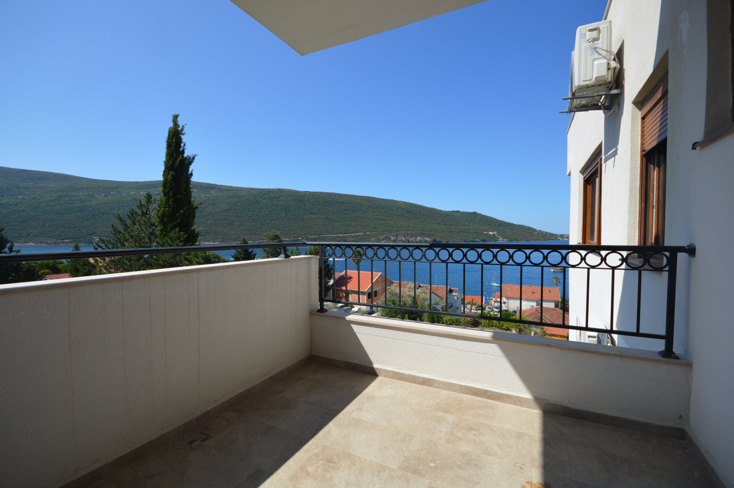 Modern Apartments in Kumbor With Sea View, Pool & Parking